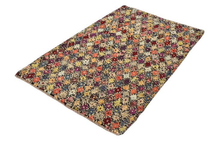 Detail image of 3' 3 x 4' 10 Hand Knotted Balouch Wool Rug