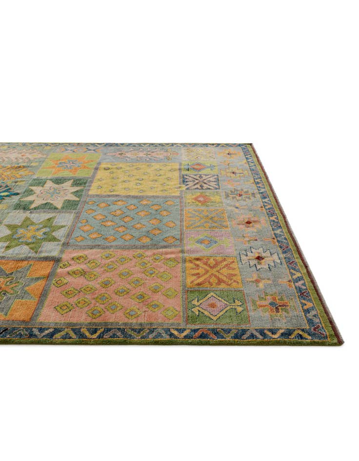Detail image of 8' 7 x 10' 4 Hand Knotted Balouch Wool Rug