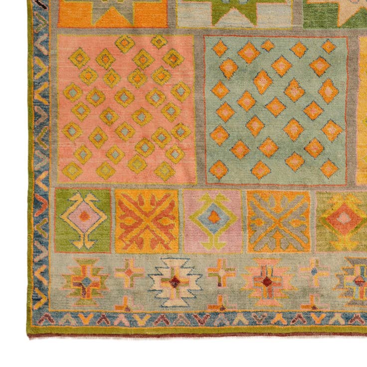 Detail image of 8' 7 x 10' 4 Hand Knotted Balouch Wool Rug