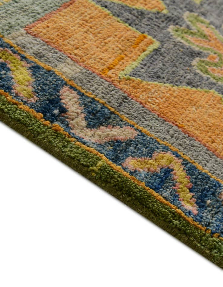 Detail image of 8' 7 x 10' 4 Hand Knotted Balouch Wool Rug