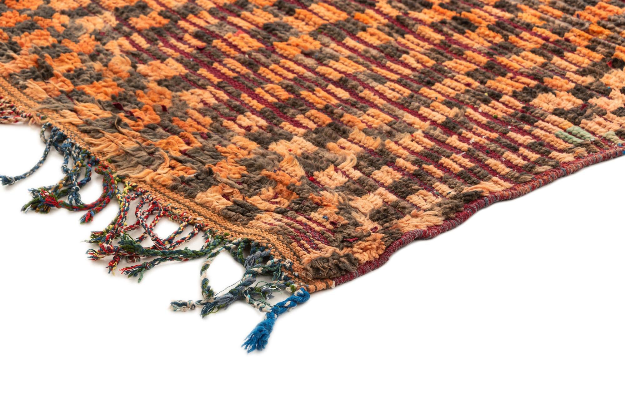 4' 11 x 9' 4 Hand Knotted Berber Rug
