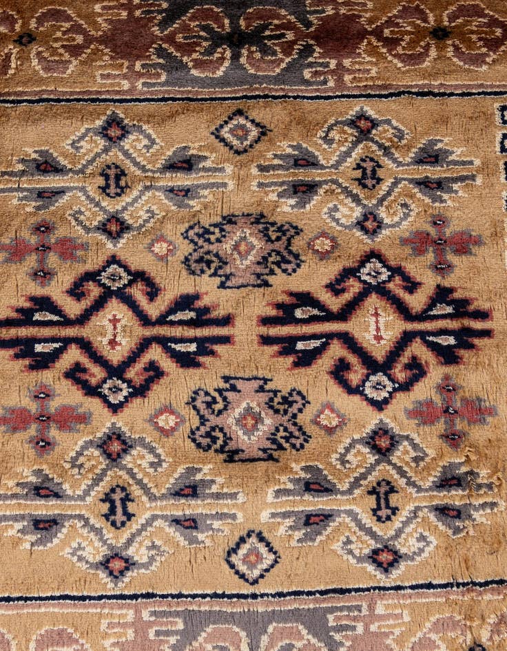 Detail image of 4' 2 x 6' 3  Hand Knotted Bokhara Oriental Rug