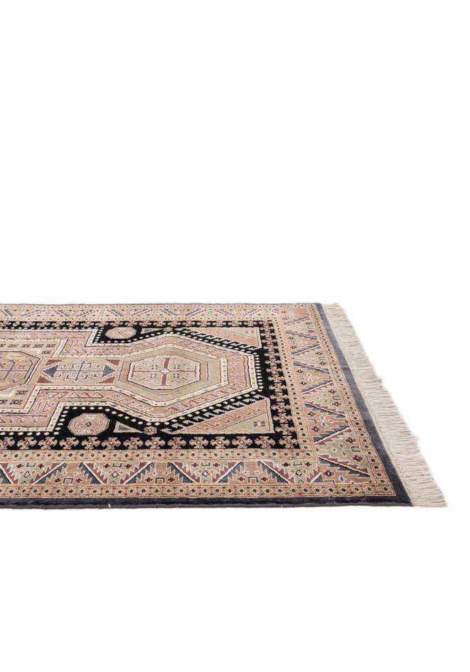 Detail image of 4' 3 x 6' 7 Hand Knotted Bokhara Rug