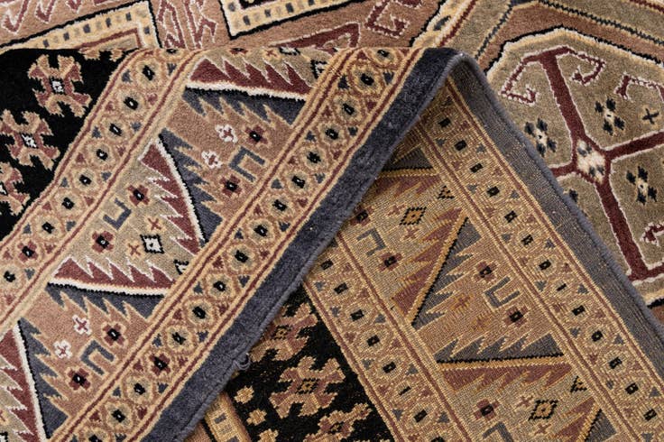 Detail image of 4' 3 x 6' 7 Hand Knotted Bokhara Rug