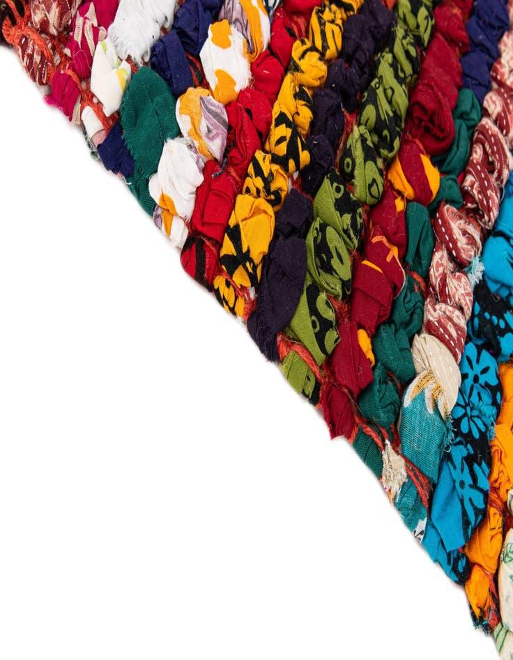 Detail image of 2' x 3' 2 Handmade Braided Chindi Rug