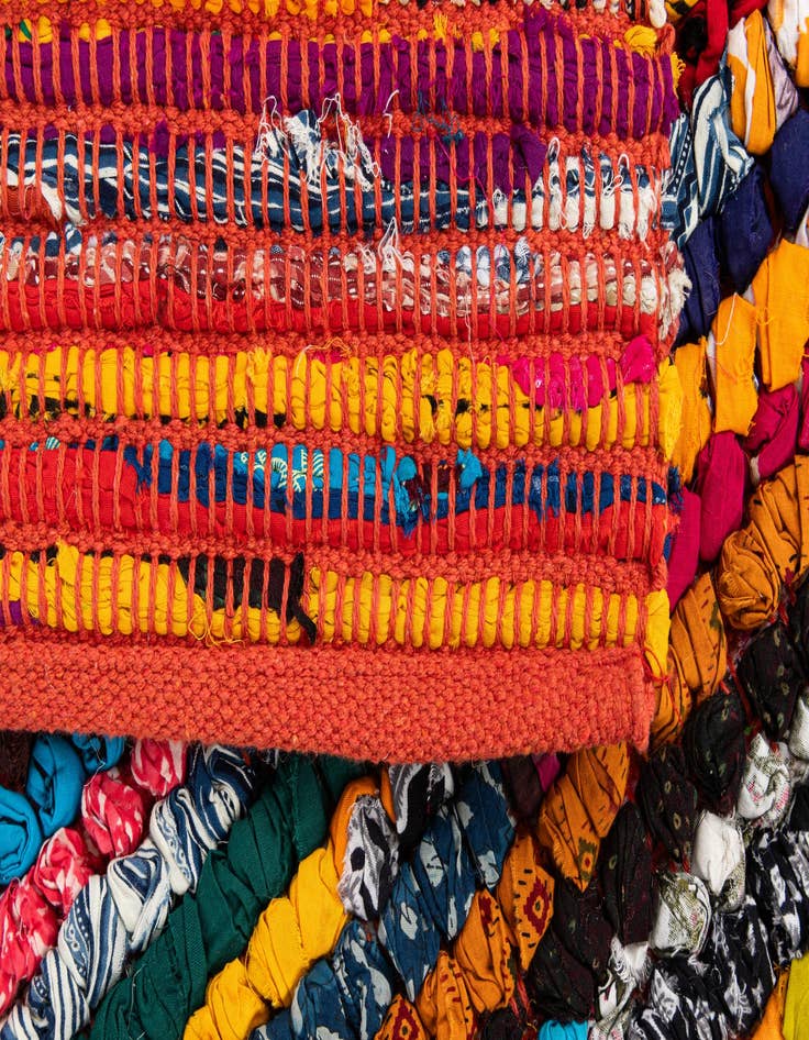 Detail image of 2' x 3' 2 Handmade Braided Chindi Rug