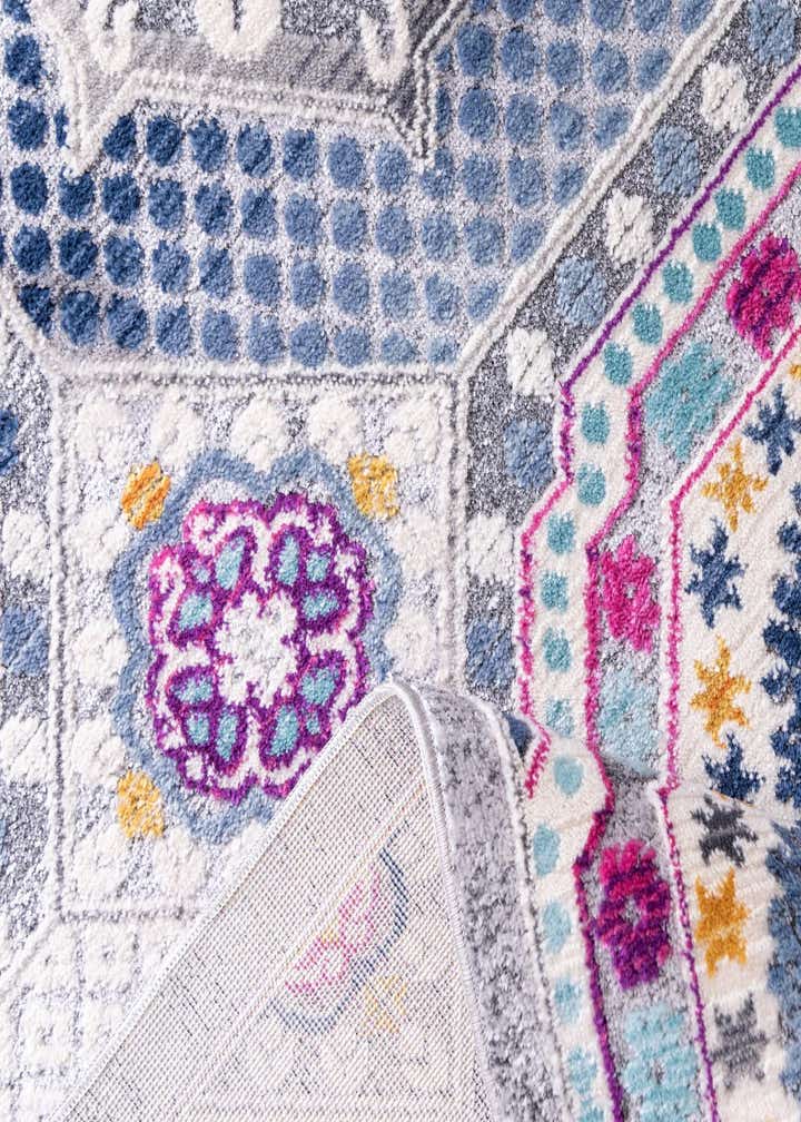 8' x 9' 10 Budapest Rug