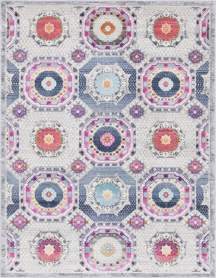 Detail image of 4' x 6' Budapest Rug
