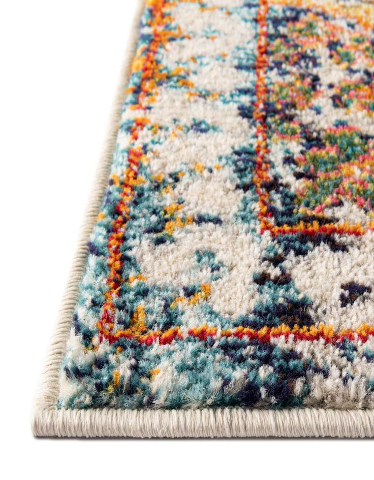 Detail image of 4' x 6' Washable Carnevale Rug