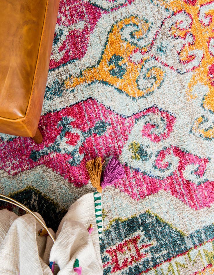 Detail image of 10' 6 x 16' 5 Washable Carnevale Rug