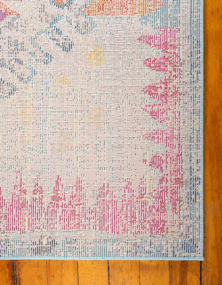 Detail image of 10' 6 x 16' 5 Washable Carnevale Rug