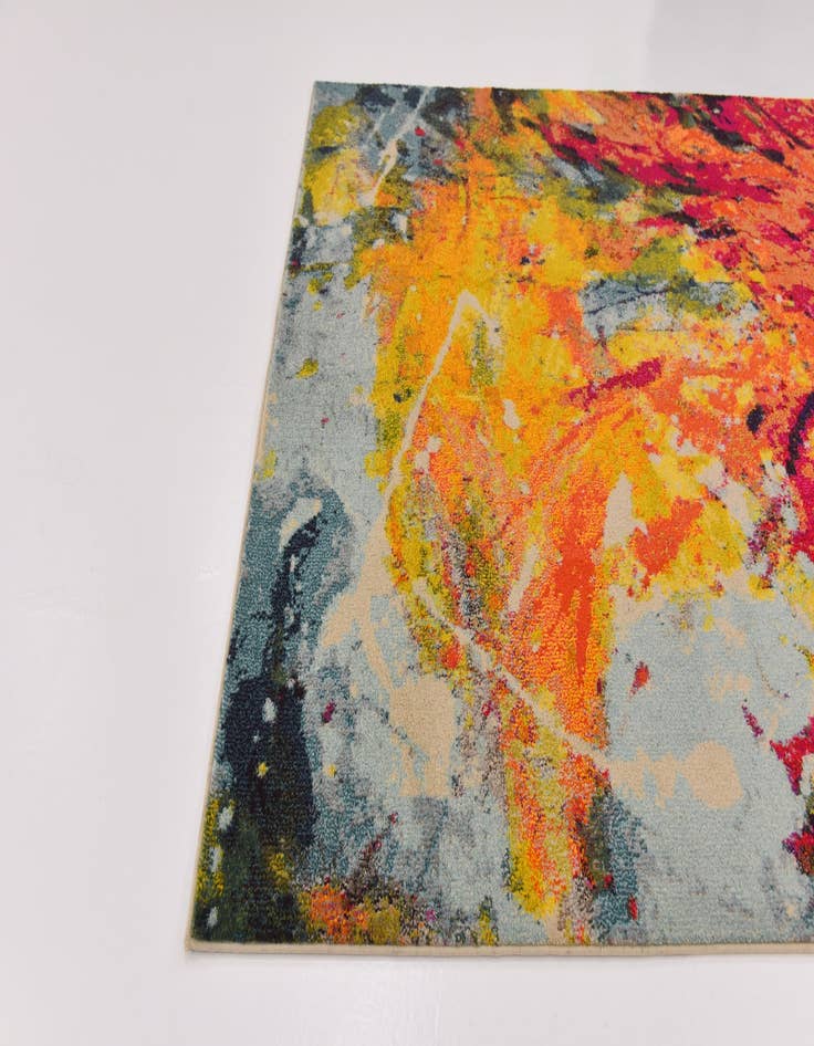 Detail image of 6' 7 x 9' 7 Casablanca Rug