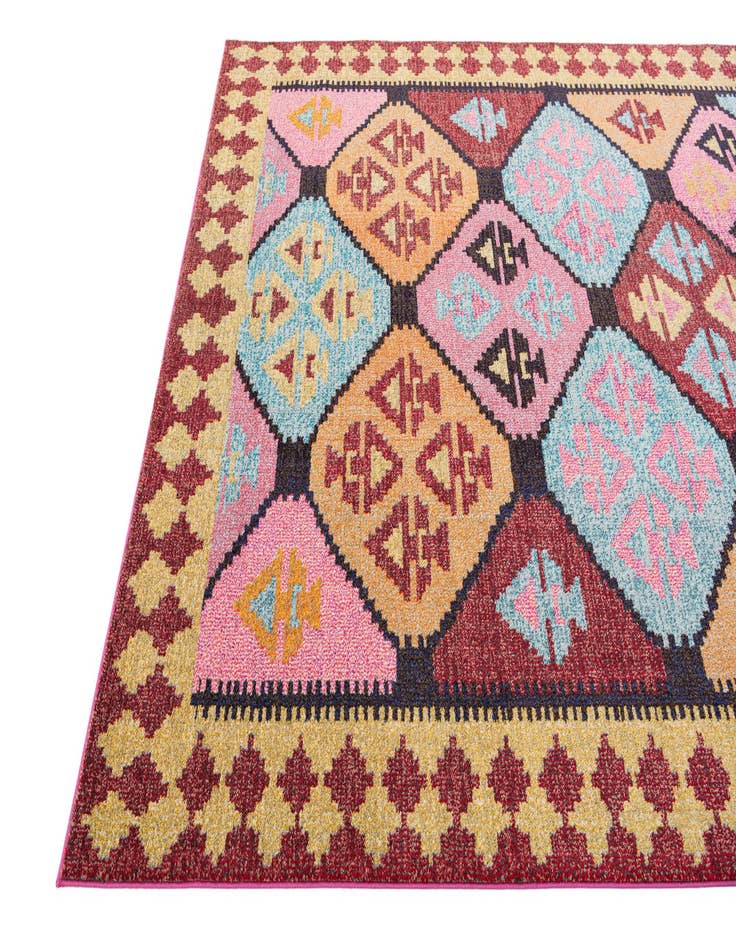 Detail image of 6' 7 x 9' 7 Casablanca Rug