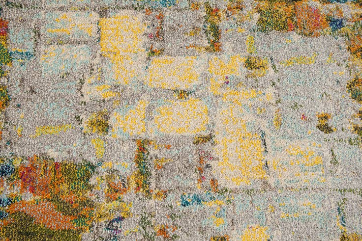 Detail image of 4' 10 x 8' Casablanca Rug