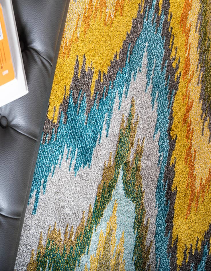 Detail image of 9' x 12' 2  Washable Casablanca Rug