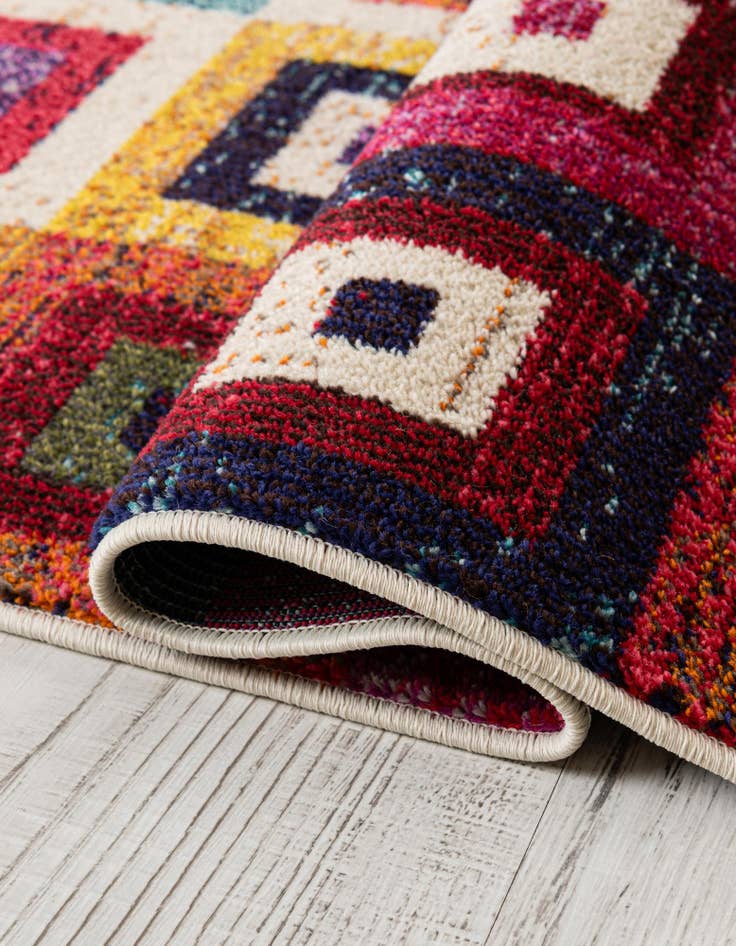 Detail image of 5' x 8' Washable Casablanca Rug