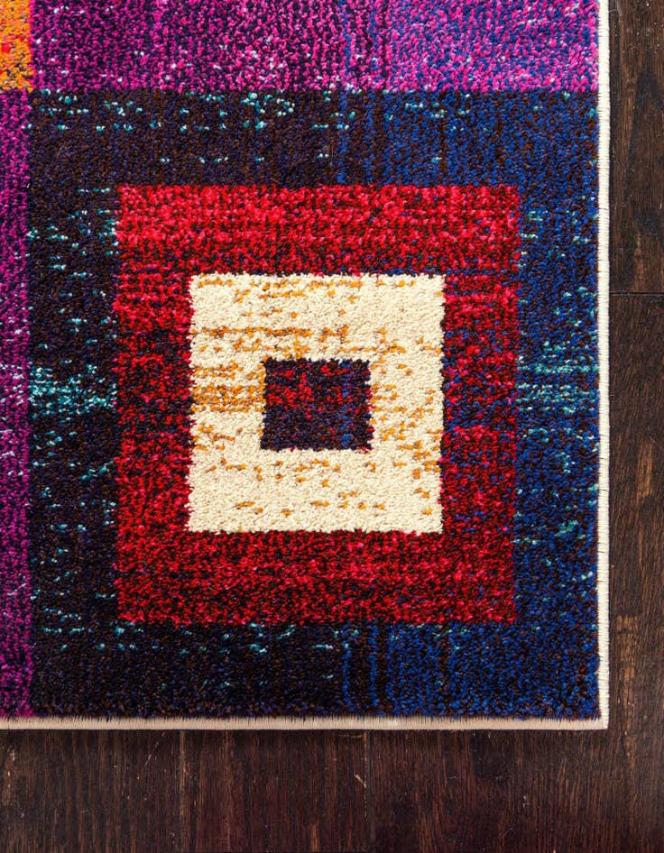 Detail image of 5' x 8'  Washable Casablanca Rug