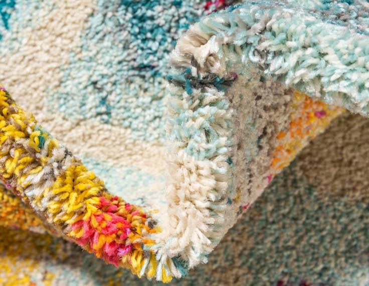 Detail image of 7' x 10' Washable Casablanca Rug