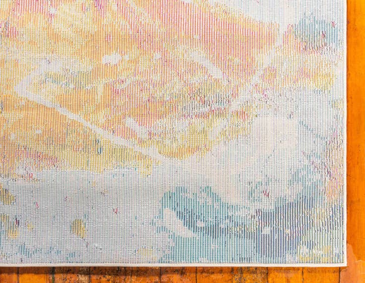 Detail image of 7' x 10' Washable Casablanca Rug
