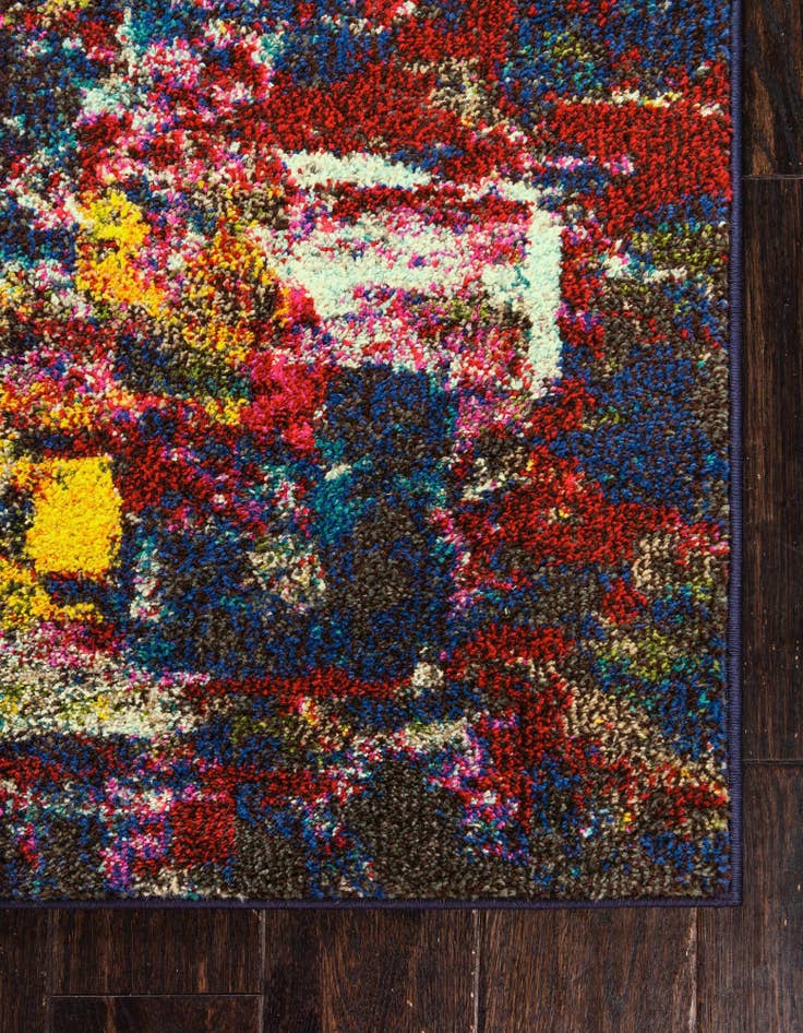 Detail image of 5' x 8'  Washable Casablanca Rug