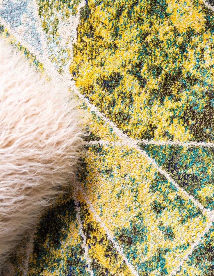 Detail image of 9' x 12' 2  Washable Casablanca Rug