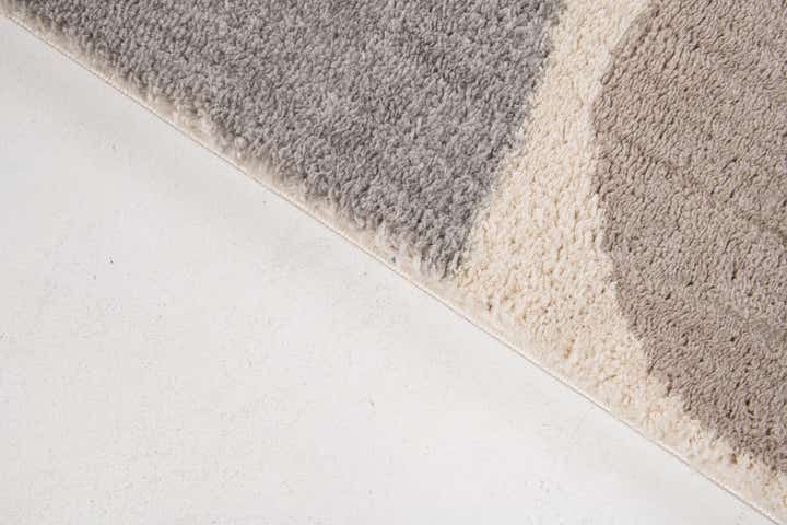 5' 3 x 7' 9 Caspian Rug