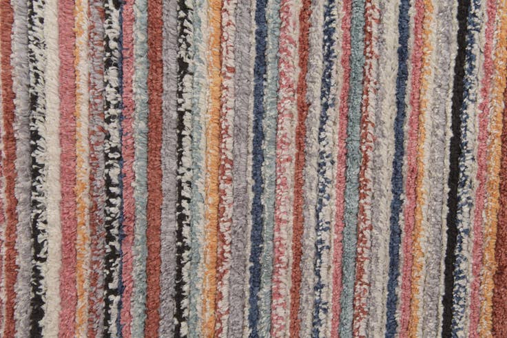 Detail image of 5' x 8' 4 Cherokee Rug