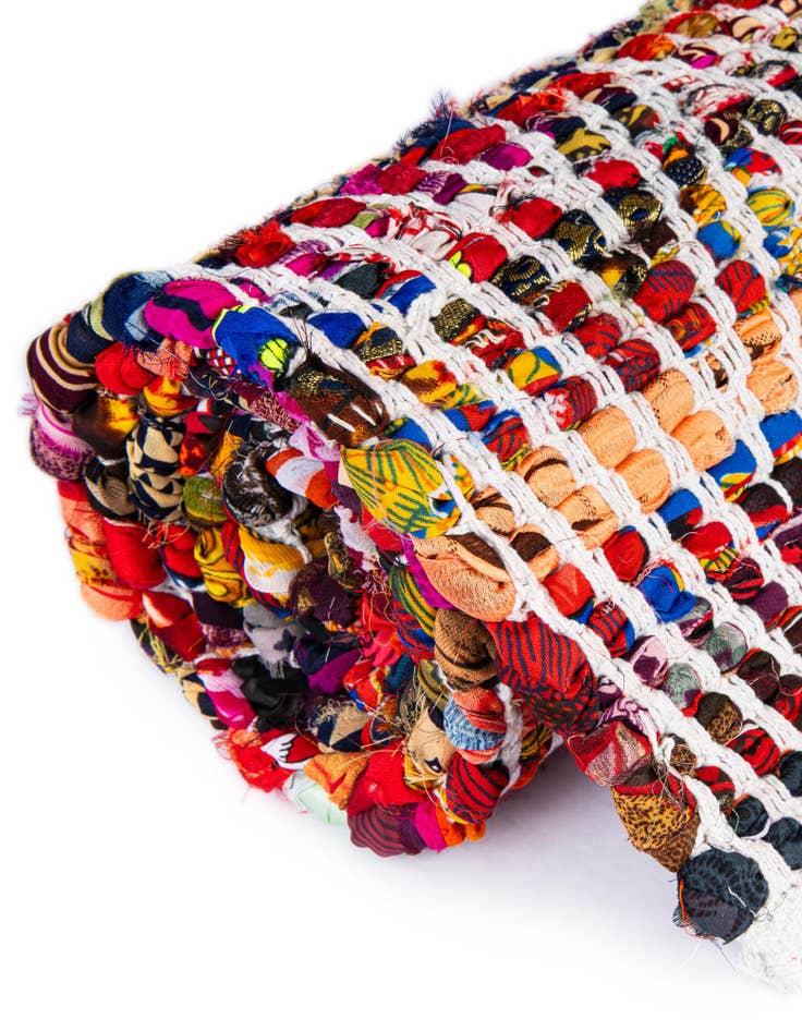 Detail image of 4' 1 x 6' 1  Hand Woven Chindi Chevron Rug