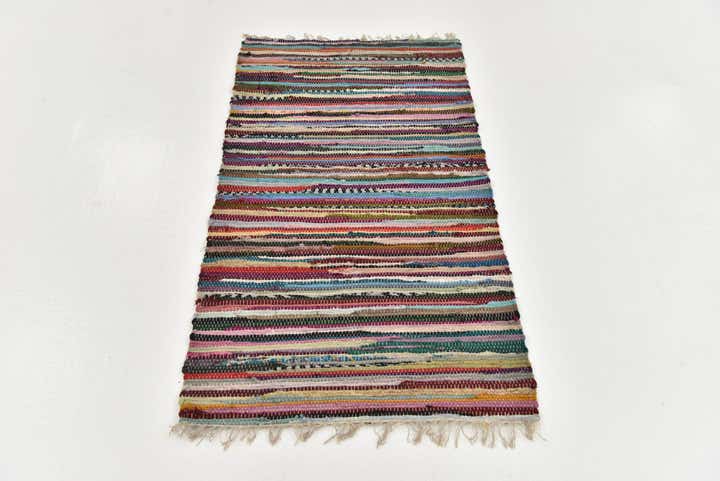 2' 5 x 4' 8 Hand Woven Chindi Cotton Rug