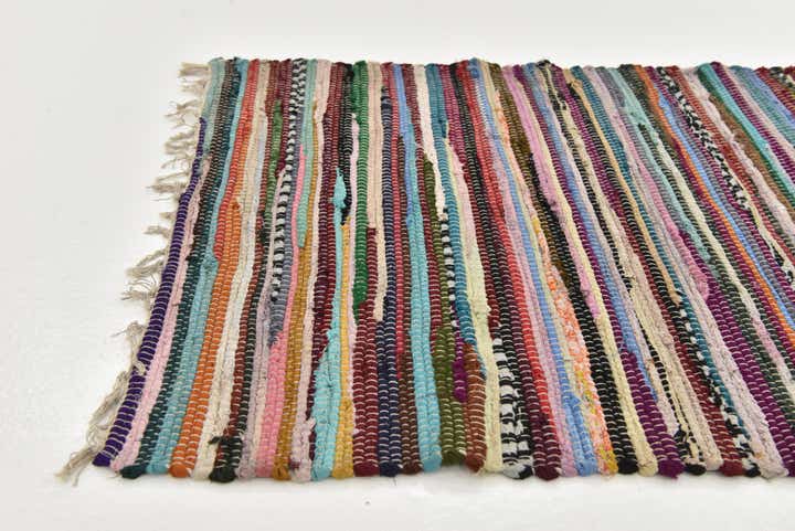 2' 5 x 4' 8 Hand Woven Chindi Cotton Rug