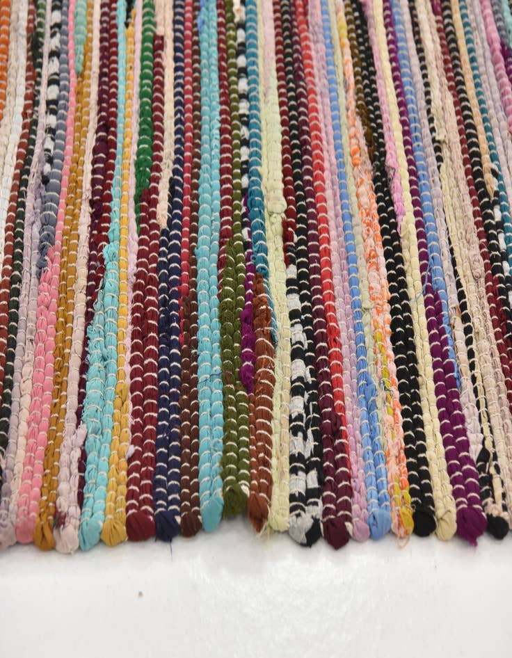 Detail image of 2' 5 x 4' 8 Hand Woven Chindi Cotton Rug