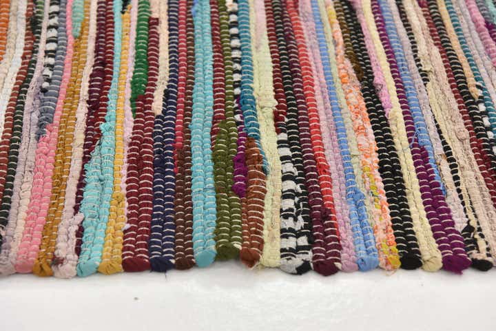 2' 5 x 4' 8 Hand Woven Chindi Cotton Rug