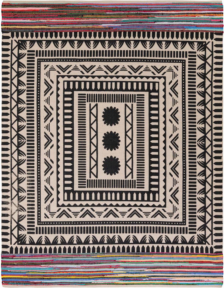 Detail image of 7' 10 x 10' Hand Braided Chindi Cotton Rug