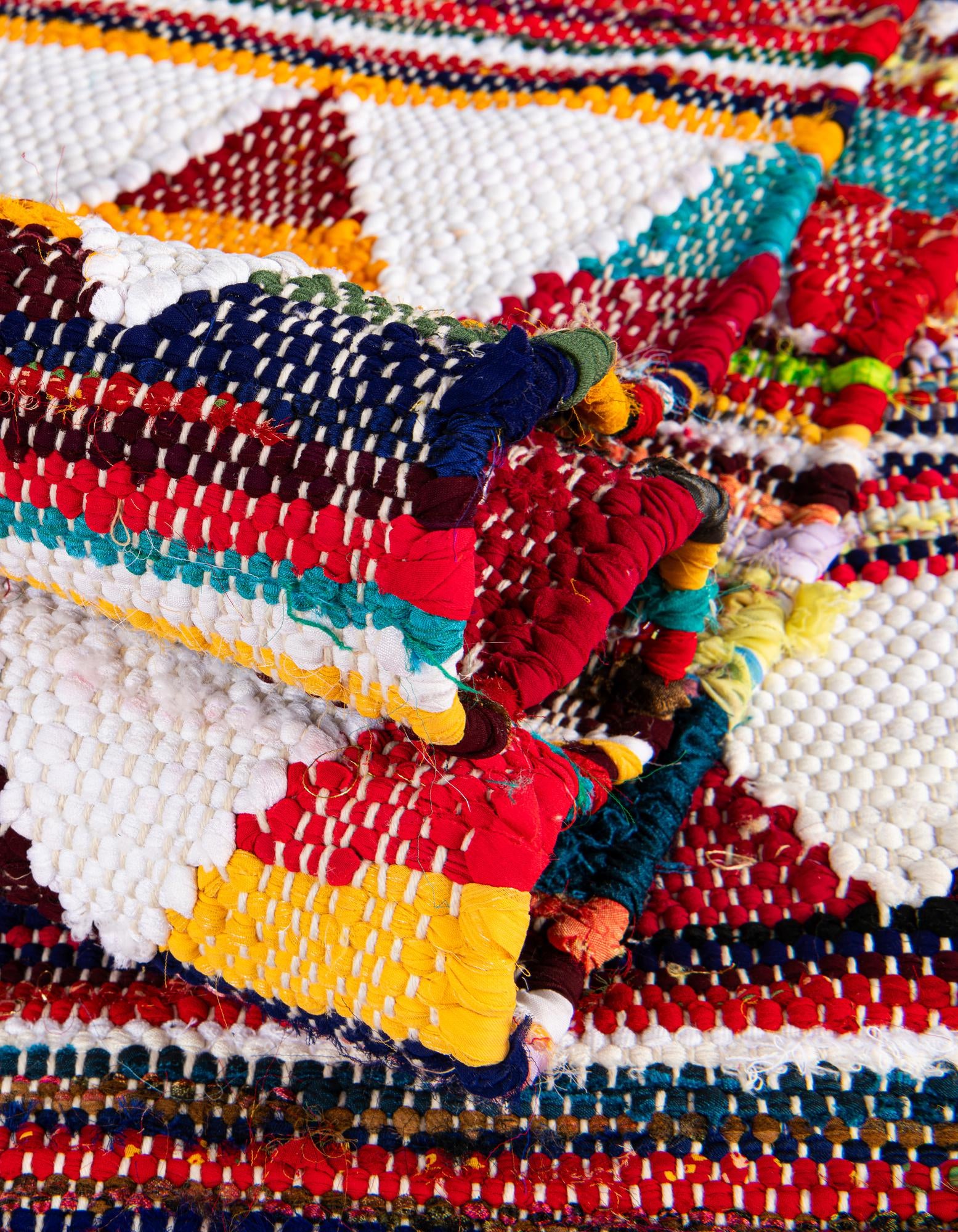8' x 11' Hand Woven Chindi Trellis Rug