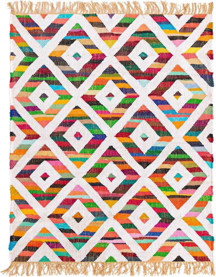 Detail image of 4' 1 x 6' 1 Hand Woven Chindi Trellis Rug