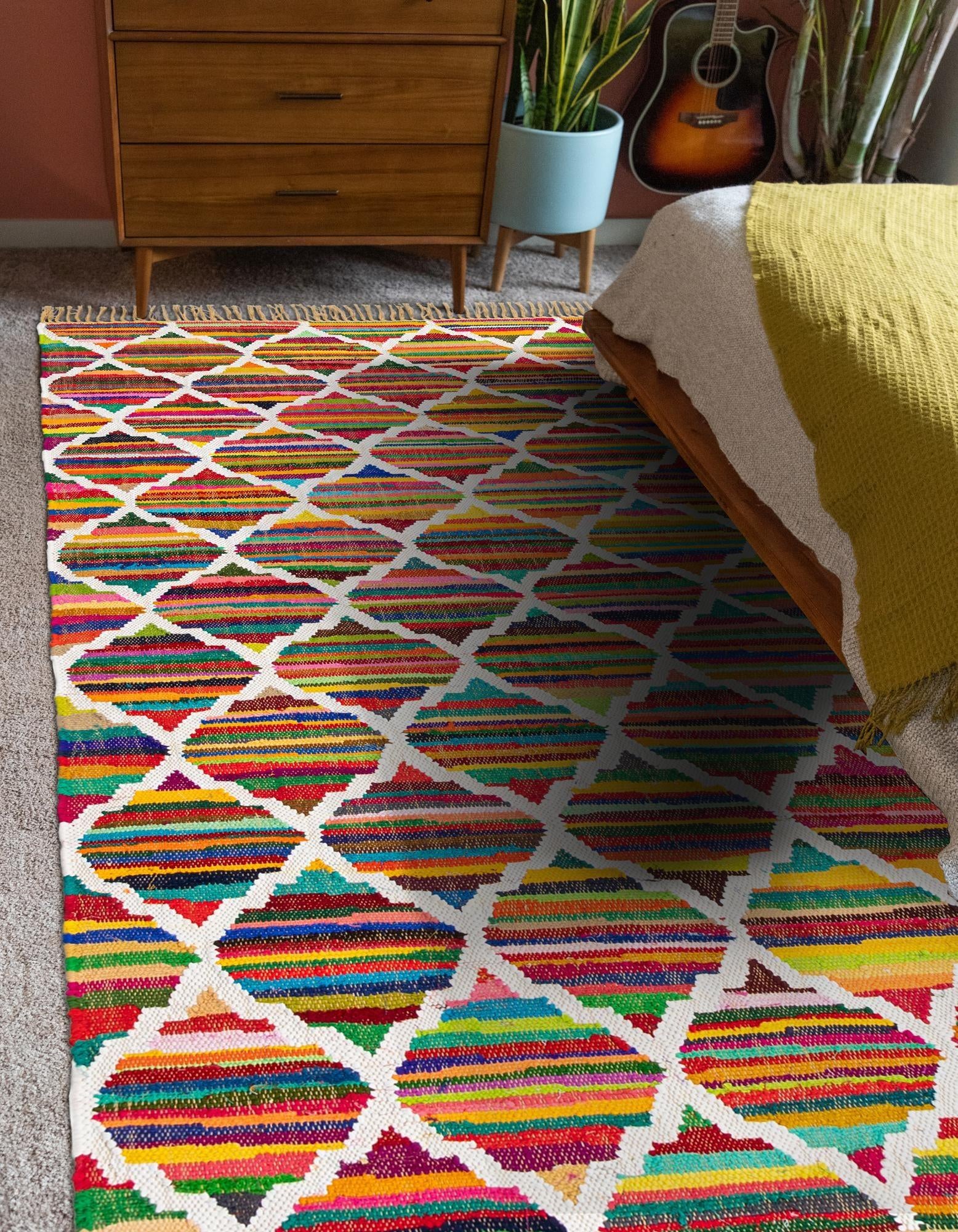 5' 1 x 8' Hand Woven Chindi Trellis Rug