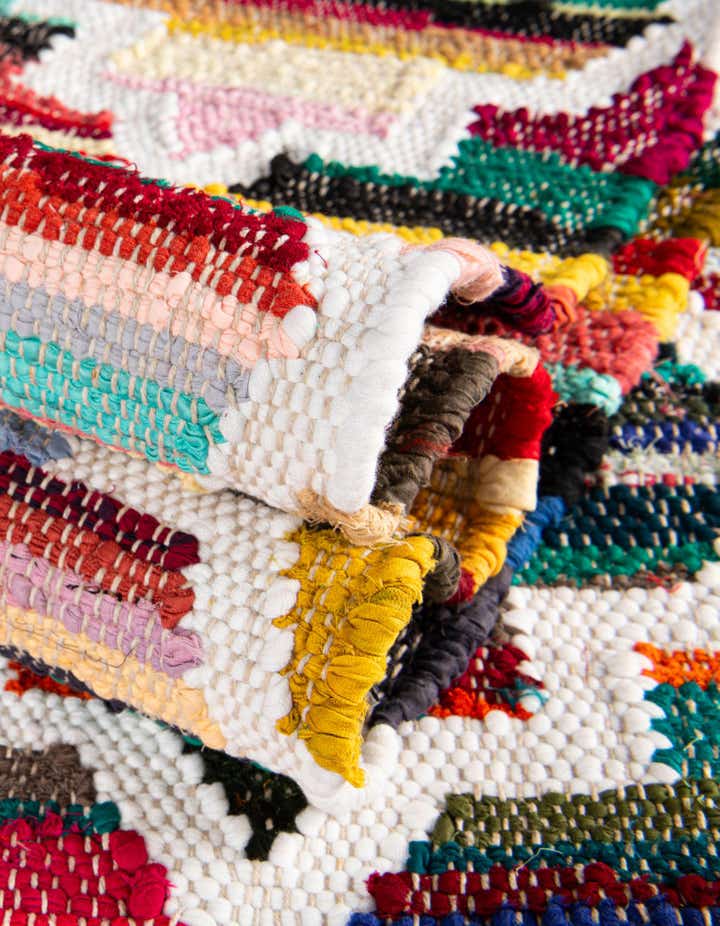 2' x 3' 1 Hand Woven Chindi Trellis Rug