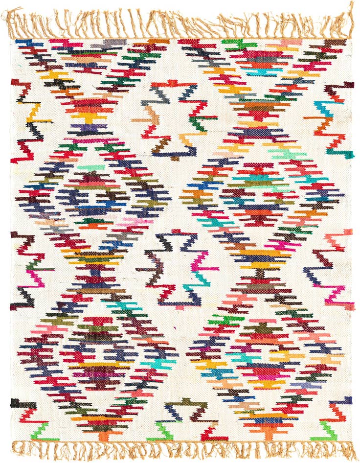 Detail image of 4' 1 x 6' 1 Hand Woven Chindi Trellis Rug
