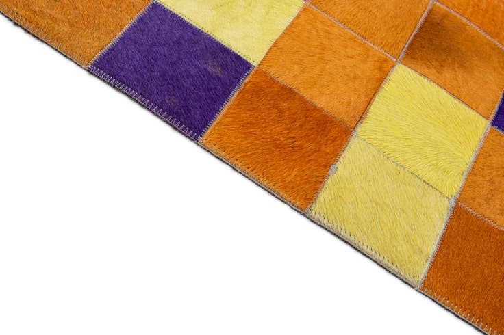 Detail image of 8' 9 x 9' 11 Cowhide - Patchwork Rug