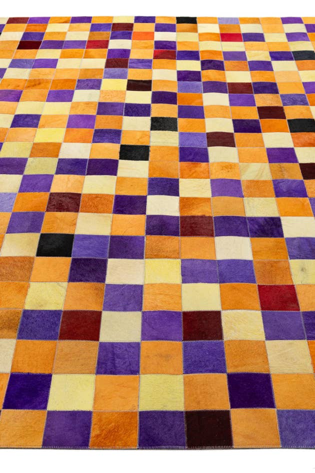 Detail image of 8' x 10' Cowhide - Patchwork Rug