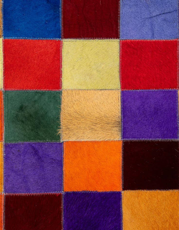 Detail image of 8' x 9' 9 Cowhide - Patchwork Rug