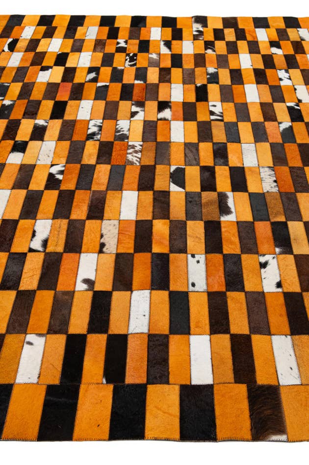 Detail image of 8' x 9' 10 Cowhide - Patchwork Rug