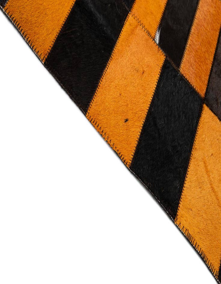 Detail image of 8' x 9' 10 Cowhide - Patchwork Rug