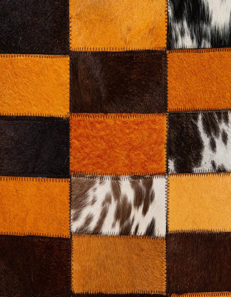 Detail image of 8' x 9' 10 Cowhide - Patchwork Rug