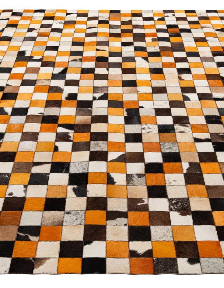 Detail image of 8' 1 x 9' 11 Cowhide - Patchwork Rug