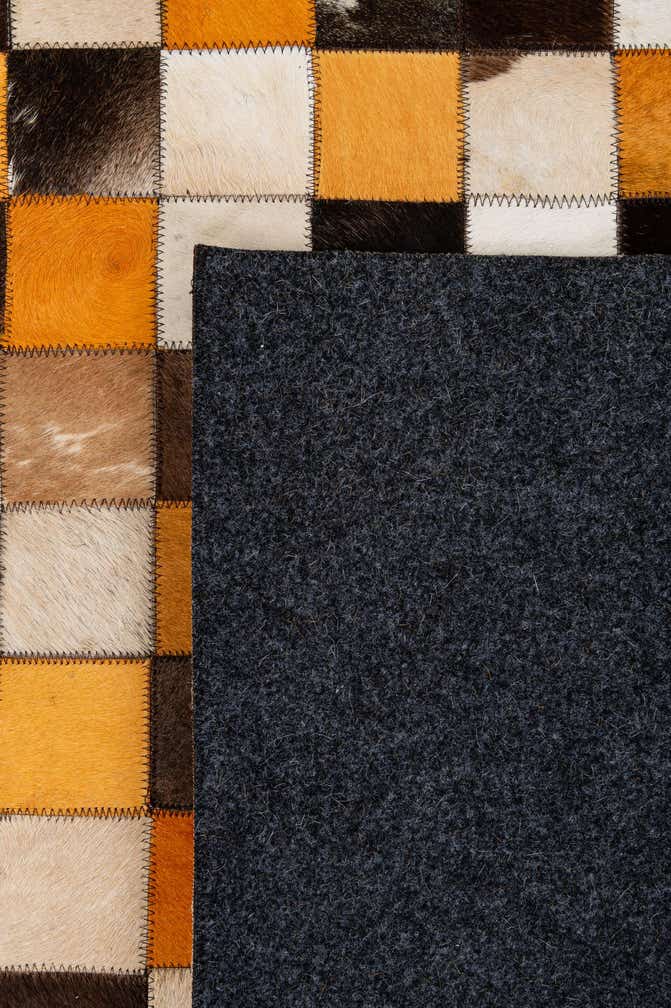 8' 1 x 10' Cowhide - Patchwork Rug