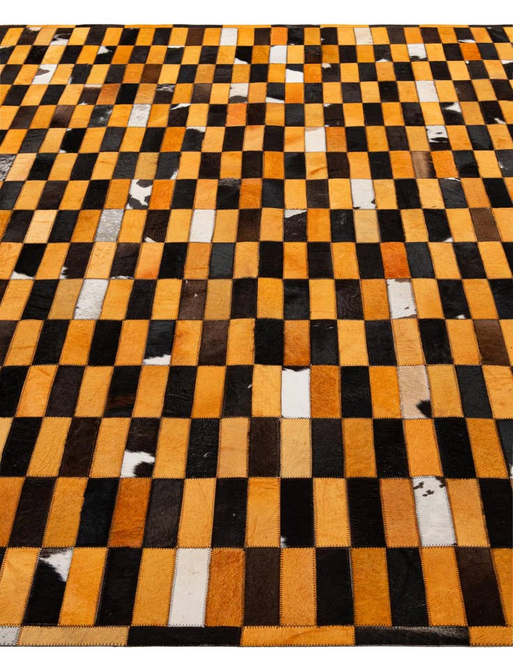 Detail image of 8' 2 x 9' 11 Cowhide - Patchwork Rug