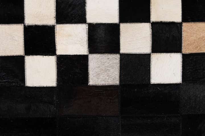 8' 1 x 10' Cowhide - Patchwork Rug