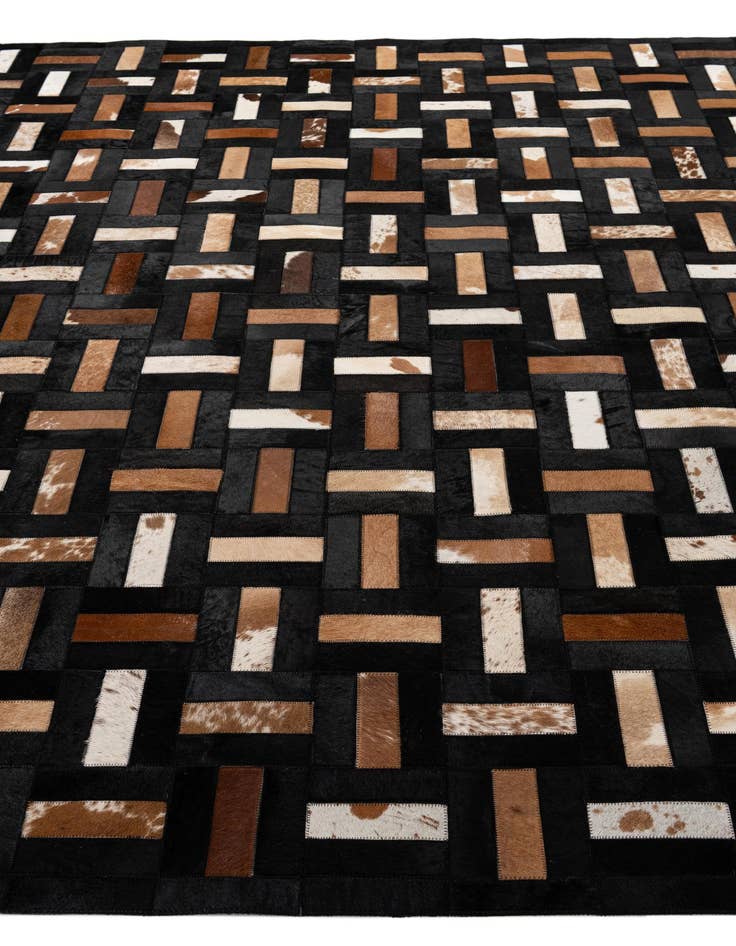 Detail image of 8' 2 x 10' Cowhide - Patchwork Rug