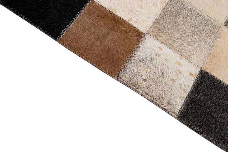 Detail image of 8' x 9' 10 Cowhide - Patchwork Rug